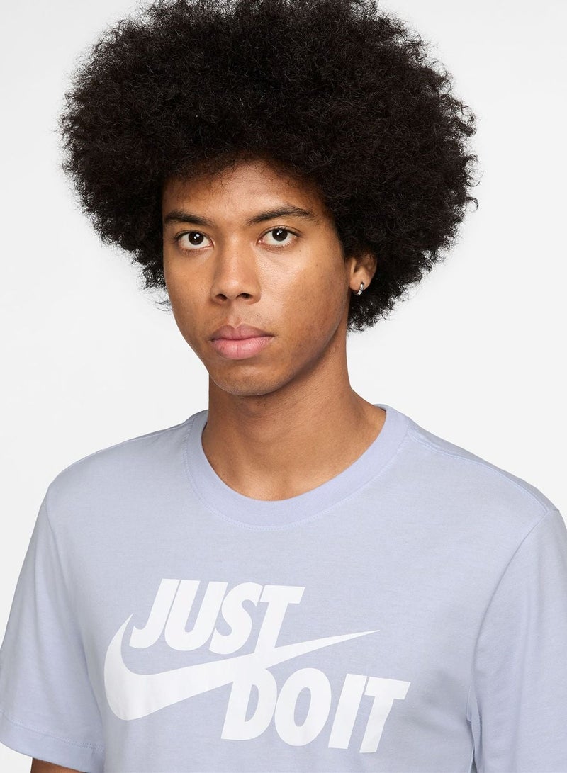 Nike Nsw Just Do It Swoosh T-Shirt - Image 3
